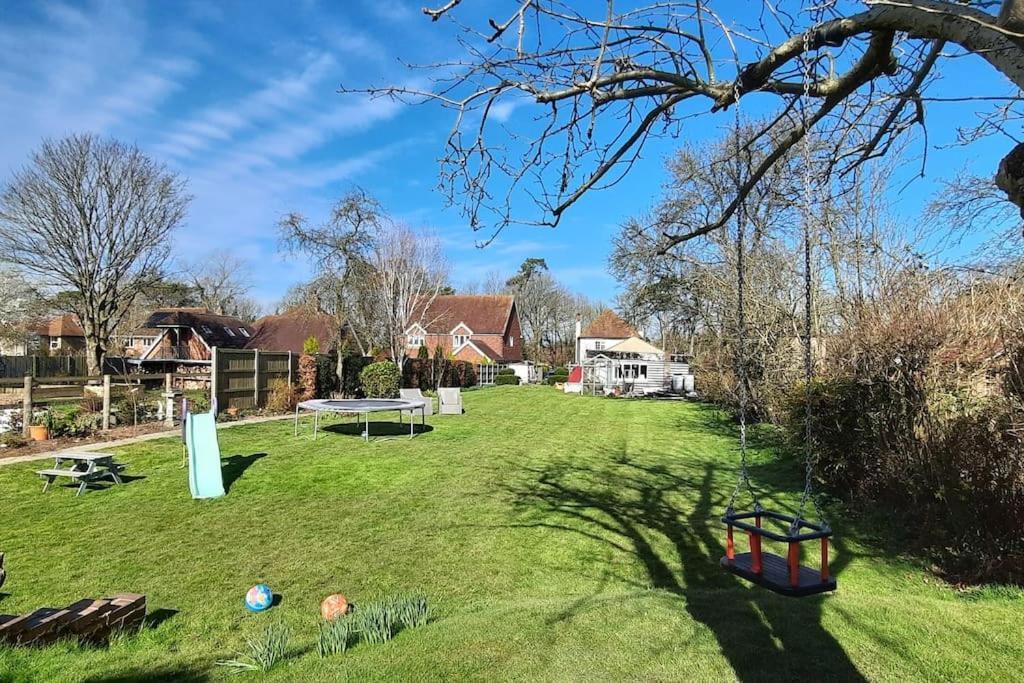 Sycamore Lodge Kent With Ev Zappi Type 2, Swimming Pool For A Fee Sellindge Luaran gambar